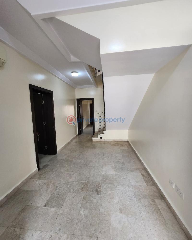 Well maintained 3 bedroom house - 7 3 bedroom Townhouse For Rent Lekki Phase 1 Lagos - 7