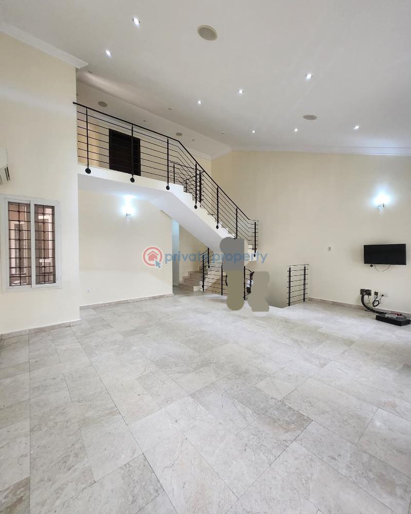 Well maintained 3 bedroom house - 1 3 bedroom Townhouse For Rent Lekki Phase 1 Lagos - 1