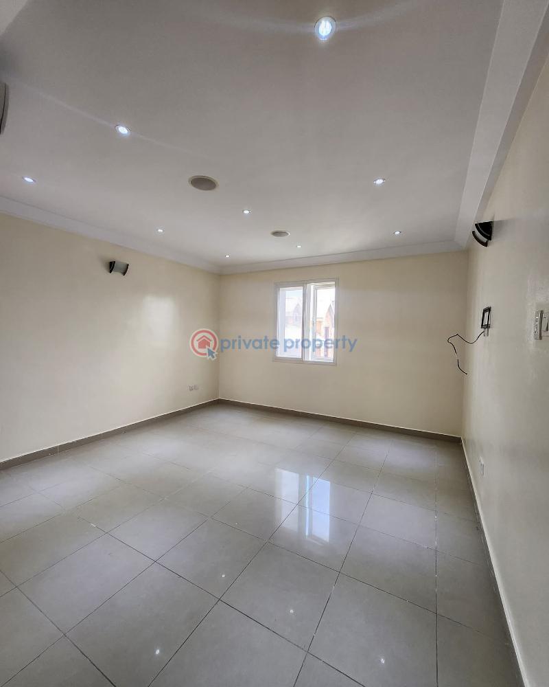 Well maintained 3 bedroom house - 13 3 bedroom Townhouse For Rent Lekki Phase 1 Lagos - 13