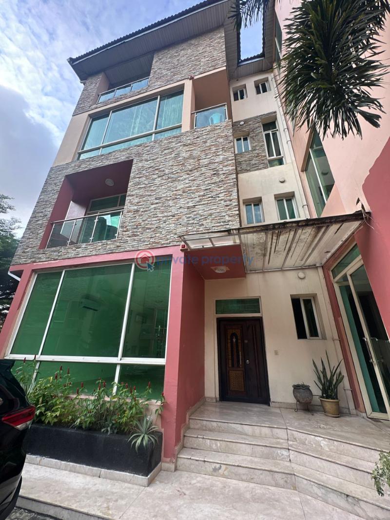 Well maintained 3 bedroom maisonette with bq - 2 3 bedroom Block Of Flats For Rent Old Ikoyi Lagos - 2