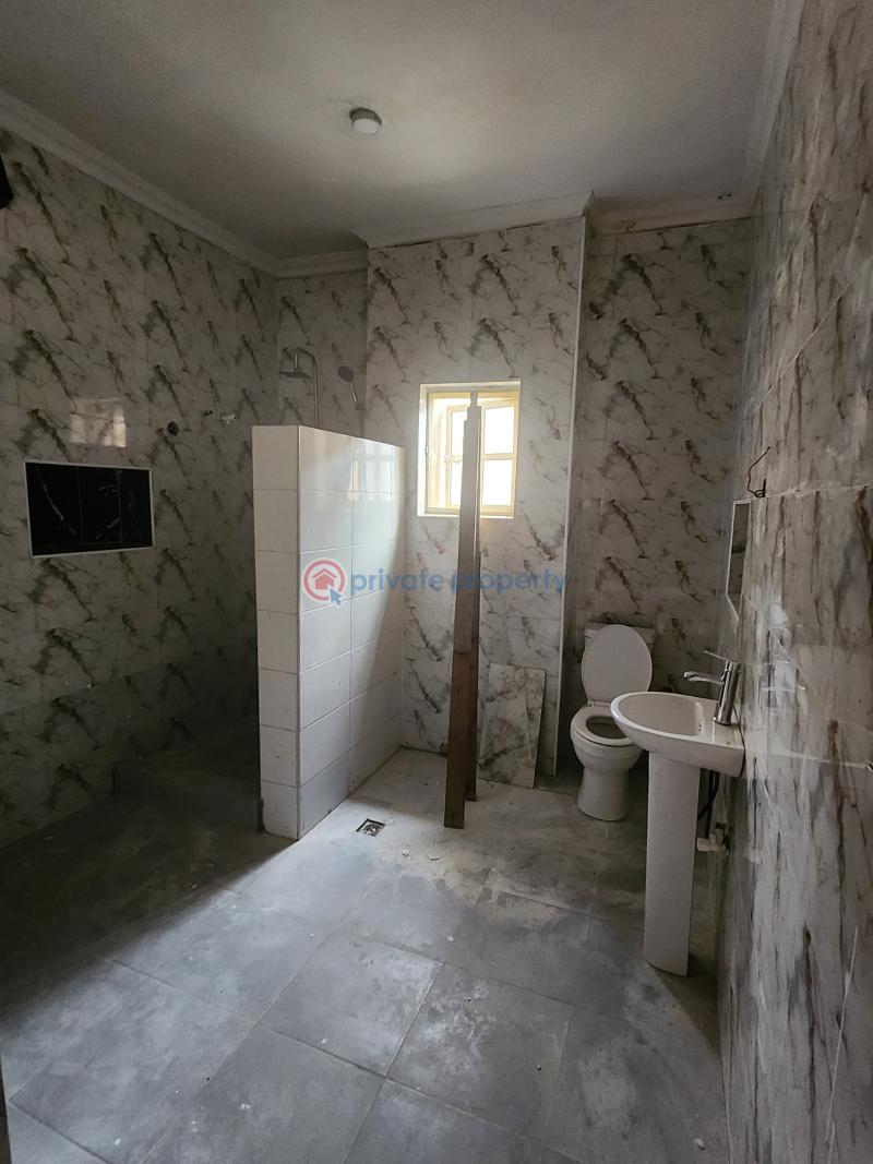 3 bedroom Maisonette For Sale 📍muri Okunola Str, Victoria Island Victoria Island Lagos - 14
