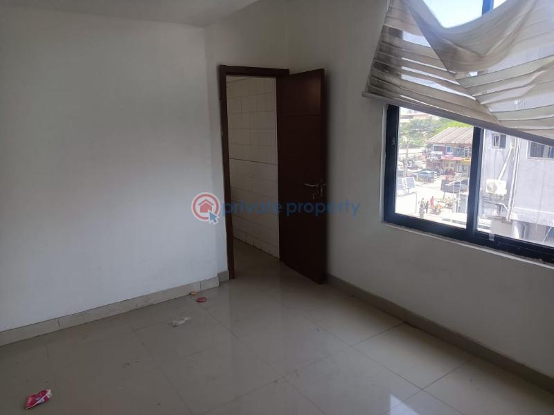 3 bedroom Maisonette For Sale 📍muri Okunola Str, Victoria Island Victoria Island Lagos - 5
