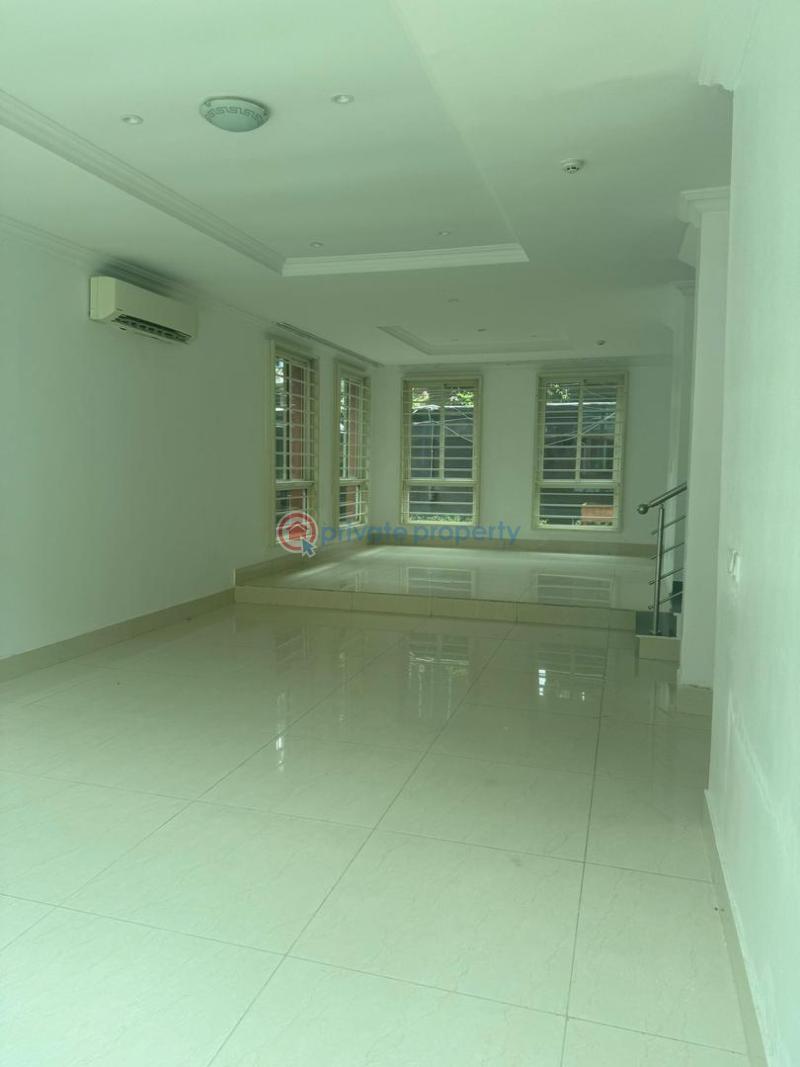 3 bedroom Shared Apartment For Rent Old Ikoyi Lagos - 1
