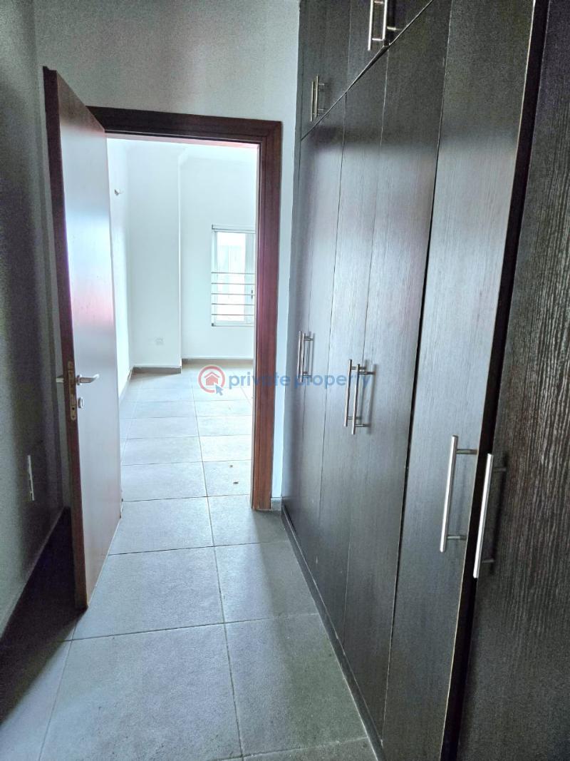 3 bedroom Terraced Duplex For Rent Lekki Phase 1 Lagos - 3