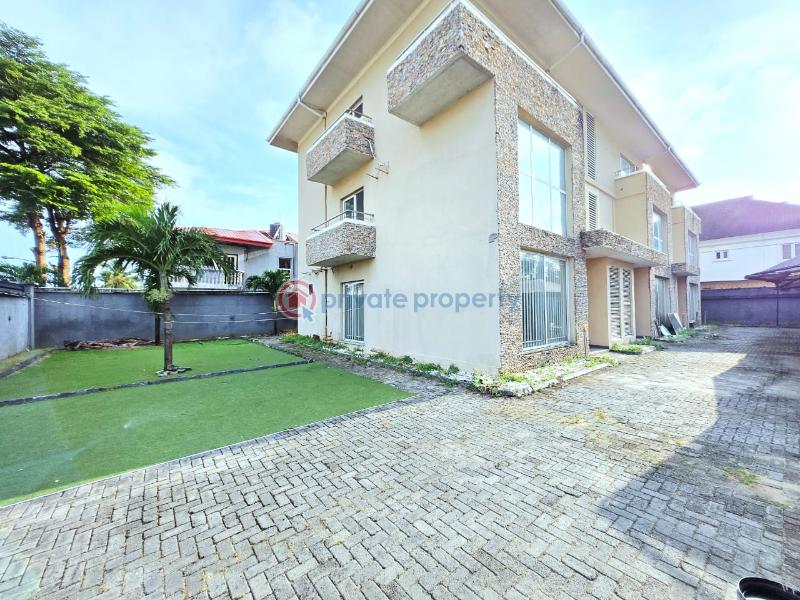 3 bedroom Terraced Duplex For Rent Lekki Phase 1 Lagos - 0