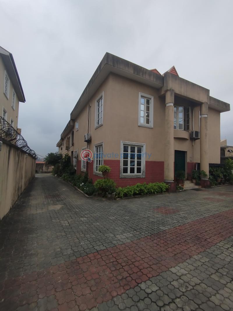 4 bedroom Detached Duplex For Sale Maryland Lagos - 6