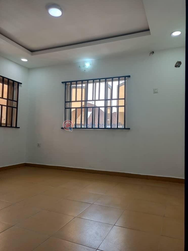 3 bedroom Block Of Flats For Rent Osapa Lekki Lagos - 3