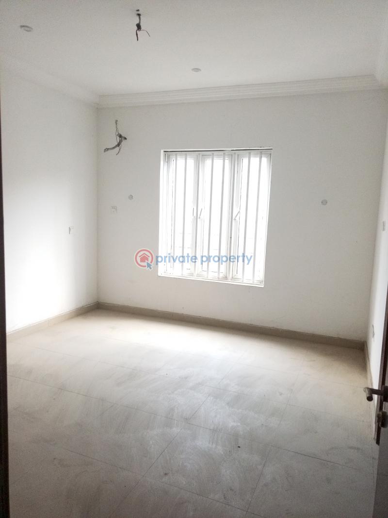 3 bedroom Block Of Flats For Sale Secured Estate Idado Lekki Lagos - 5