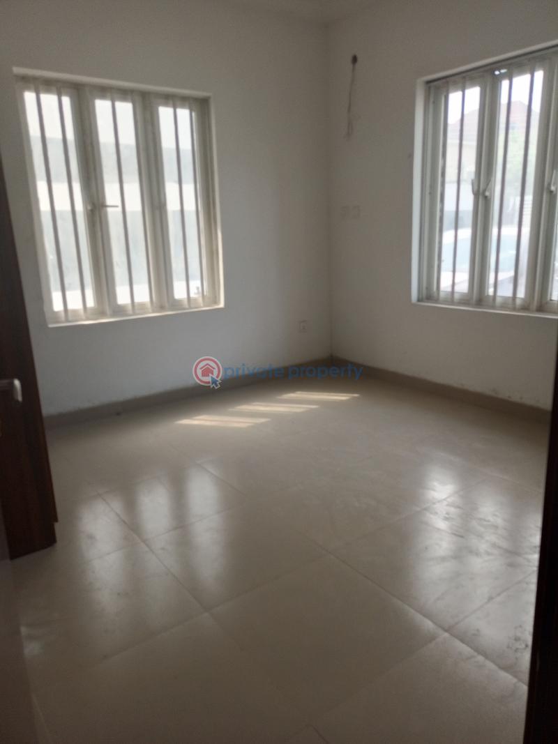 3 bedroom Block Of Flats For Sale Secured Estate Idado Lekki Lagos - 14