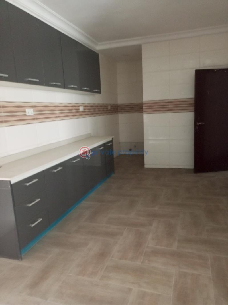 3 bedroom Block Of Flats For Sale Secured Estate Idado Lekki Lagos - 4