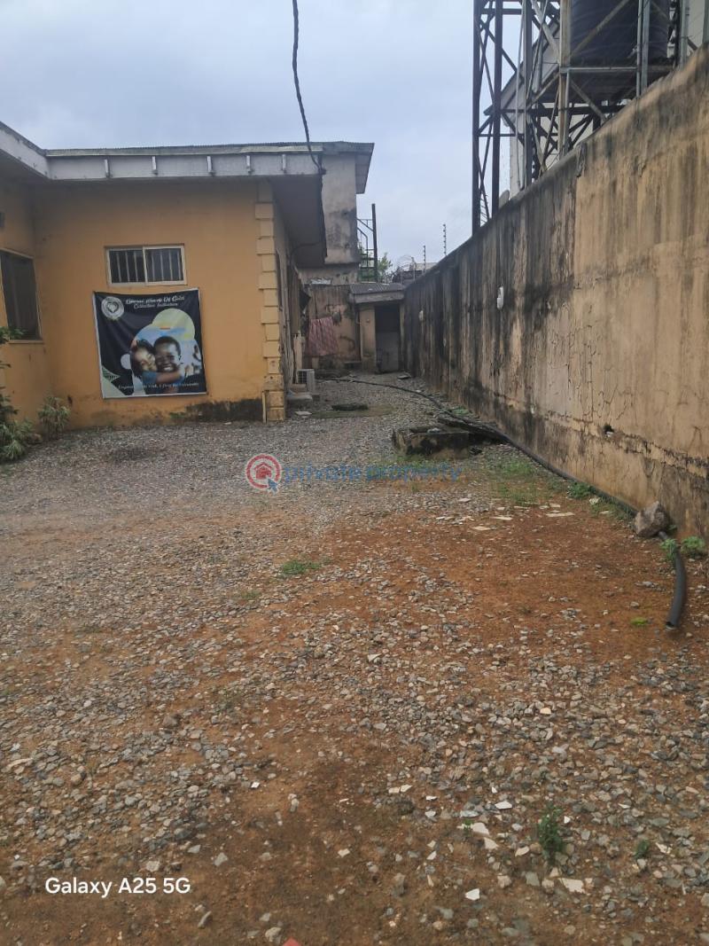 3 bedroom Bungalow For Rent Ikeja GRA Lagos - 5