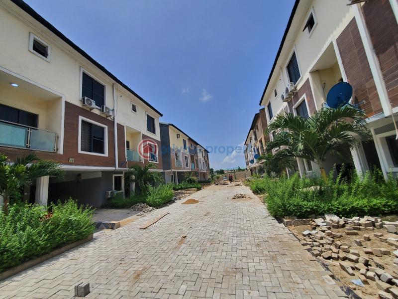 3 bedroom Terrace For Rent Collindale Estate, Surulere Surulere Lagos - 0
