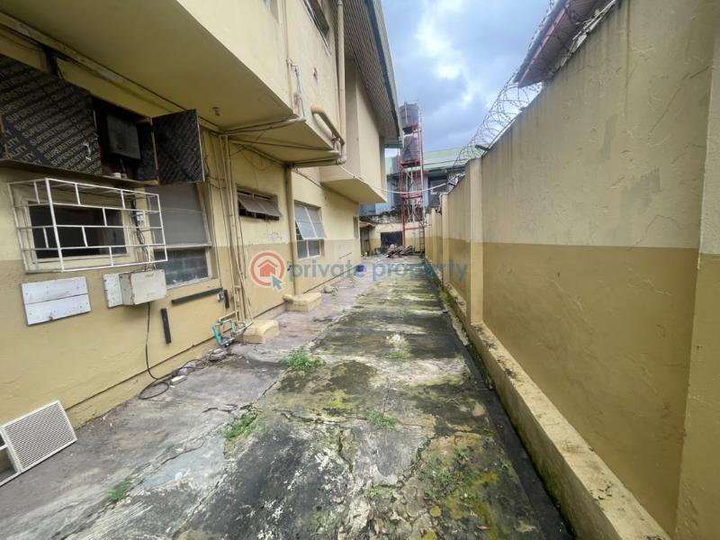 4 bedroom Semi detached Duplex For Rent Alausa Ikeja Lagos - 3