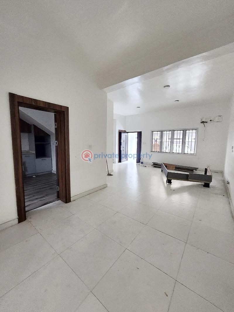 Well maintained 4 bedroom - 2 4 bedroom Terraced Duplex For Rent Lekki Phase 1 Lagos - 2