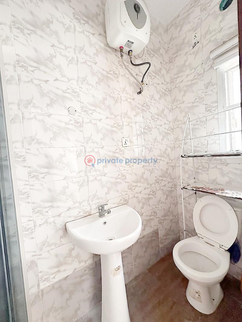 Well maintained 4 bedroom - 10 4 bedroom Terraced Duplex For Rent Lekki Phase 1 Lagos - 10