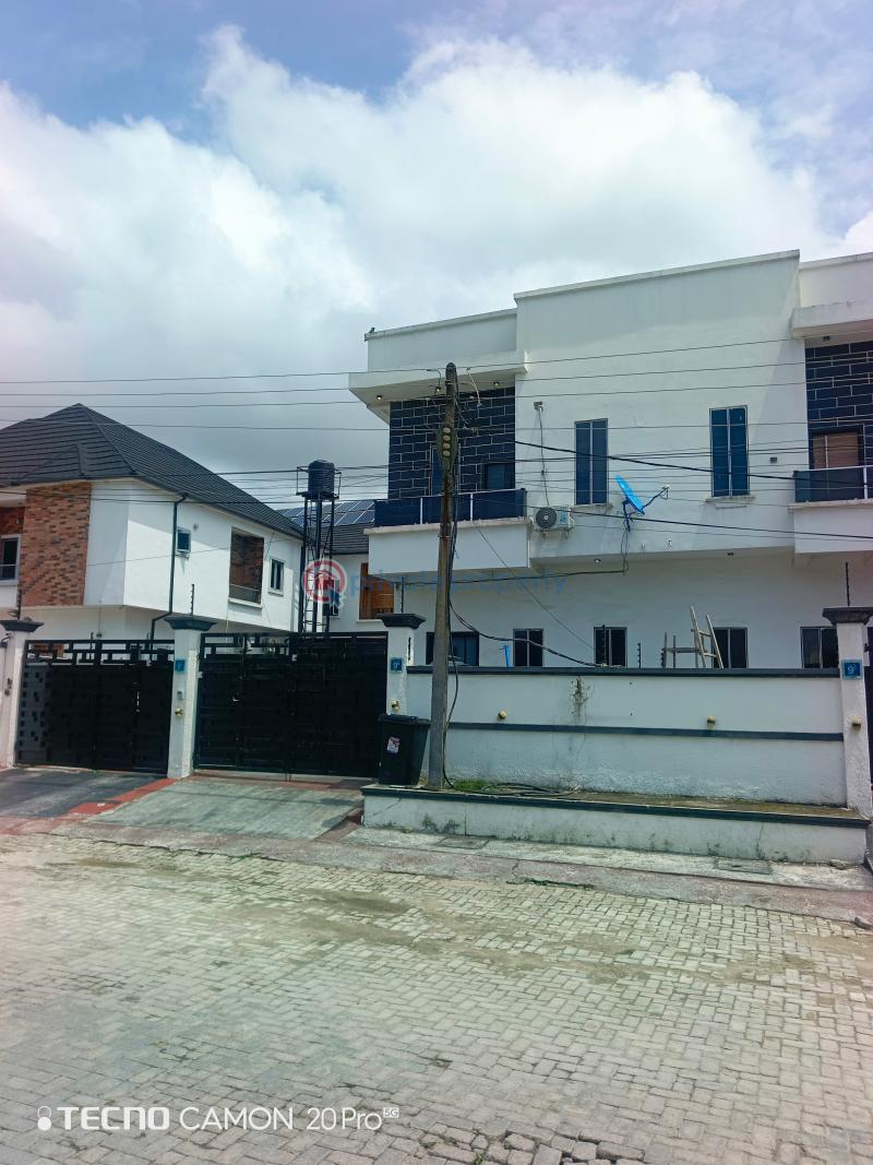 4 bedroom Semi detached Duplex For Rent Inside A Secure Call To Enter Estate Agungi Lekki Lagos