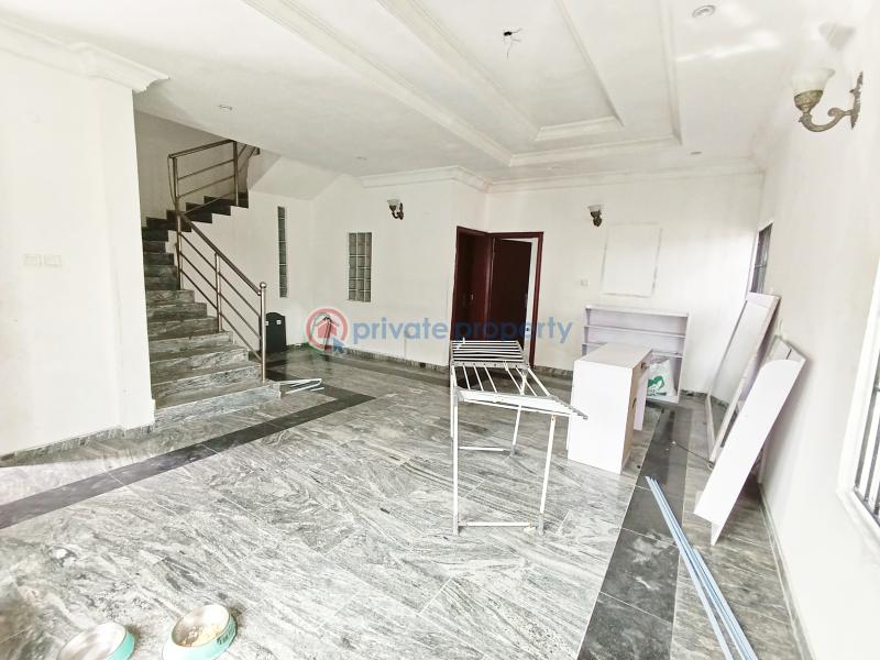 Well maintained 4 bedroom duplex - 1 4 bedroom Semi detached Duplex For Rent Lekki Phase 1 Lagos - 1