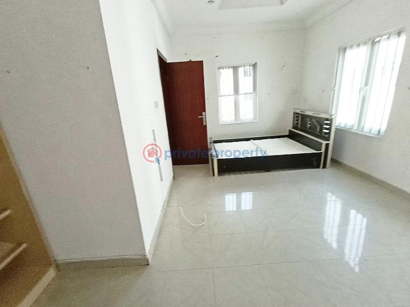 Well maintained 4 bedroom duplex - 9 4 bedroom Semi detached Duplex For Rent Lekki Phase 1 Lagos - 9