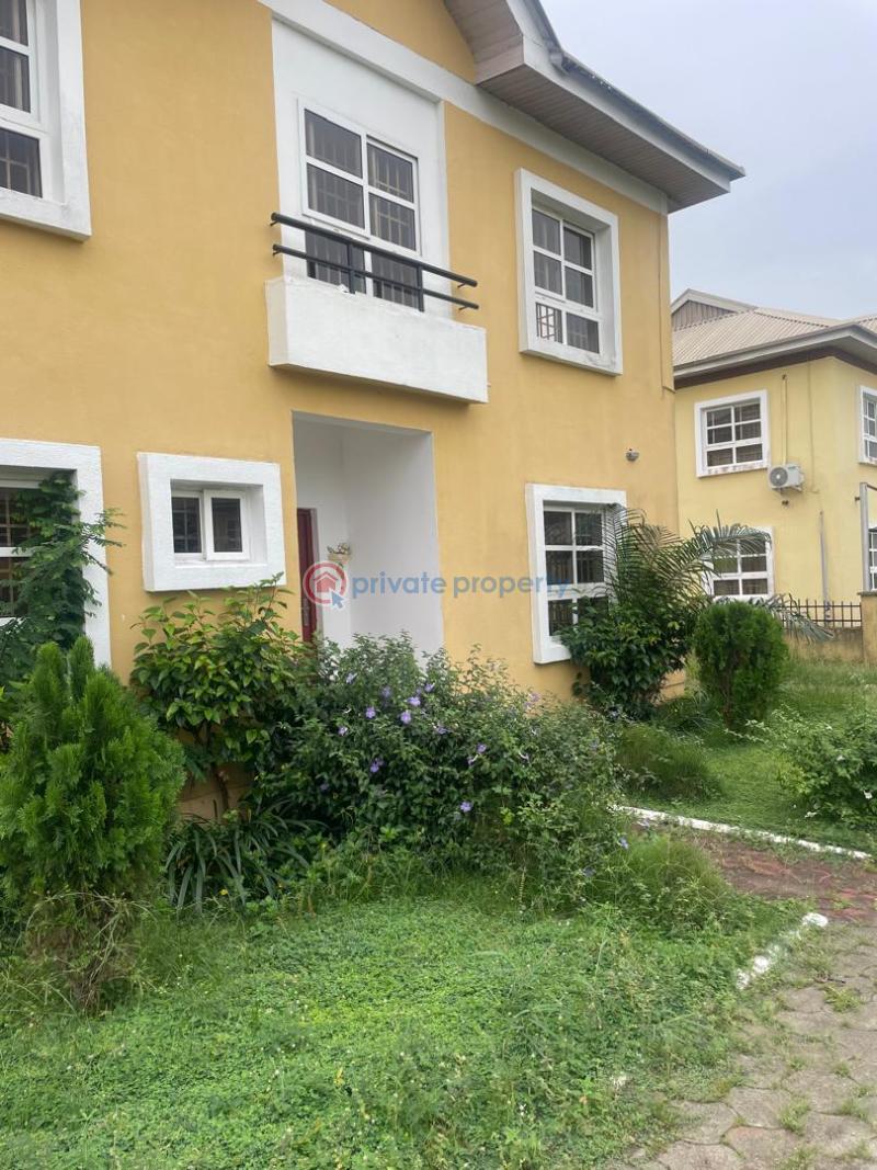 4 bedroom Detached Duplex For Rent Northern Foreshore Estate Chevron Drive Lekki Lagos - 1