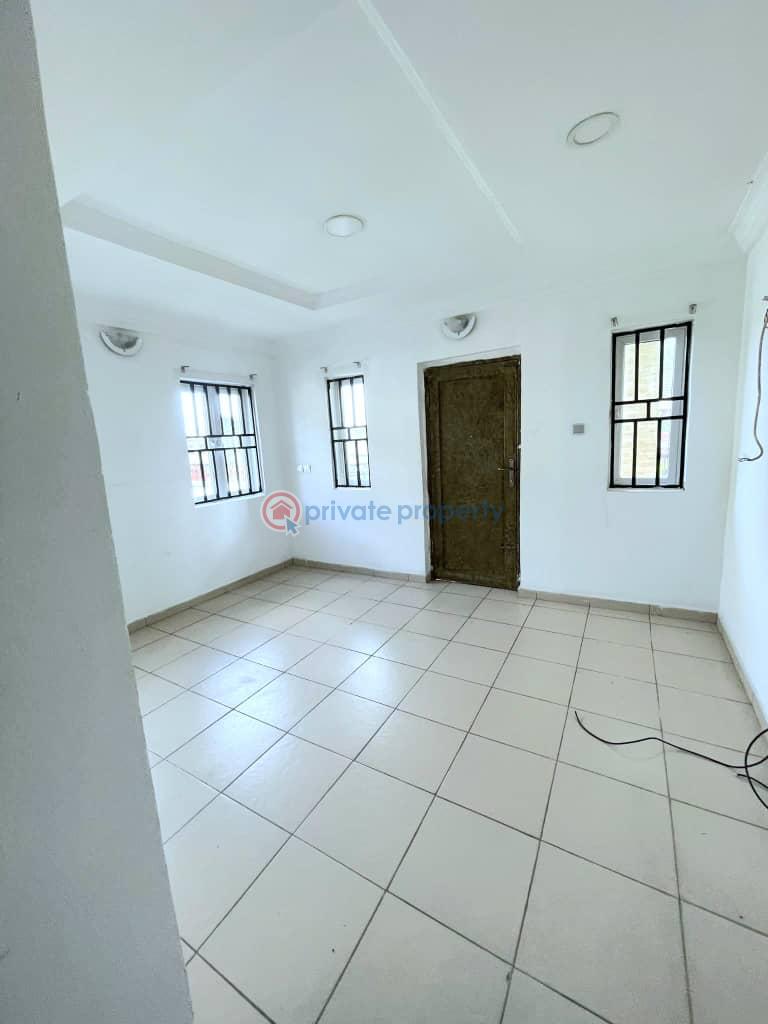 Well maintained 4 bedroom fully detached duplex - 7 4 bedroom Detached Duplex For Rent Lekki Phase 1 Lagos - 7