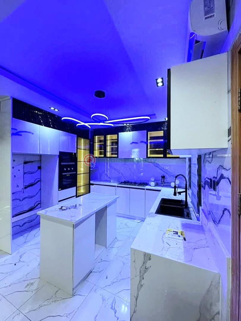 4 bedroom Detached Duplex For Sale Osapa London Lekki Lagos - 11