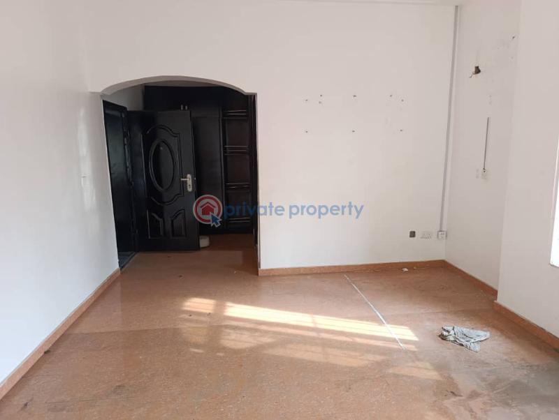 Well maintained 4-bedroom semi detached duplex - 6 4 bedroom Semi detached Duplex For Rent Lekki Phase 1 Lagos - 6