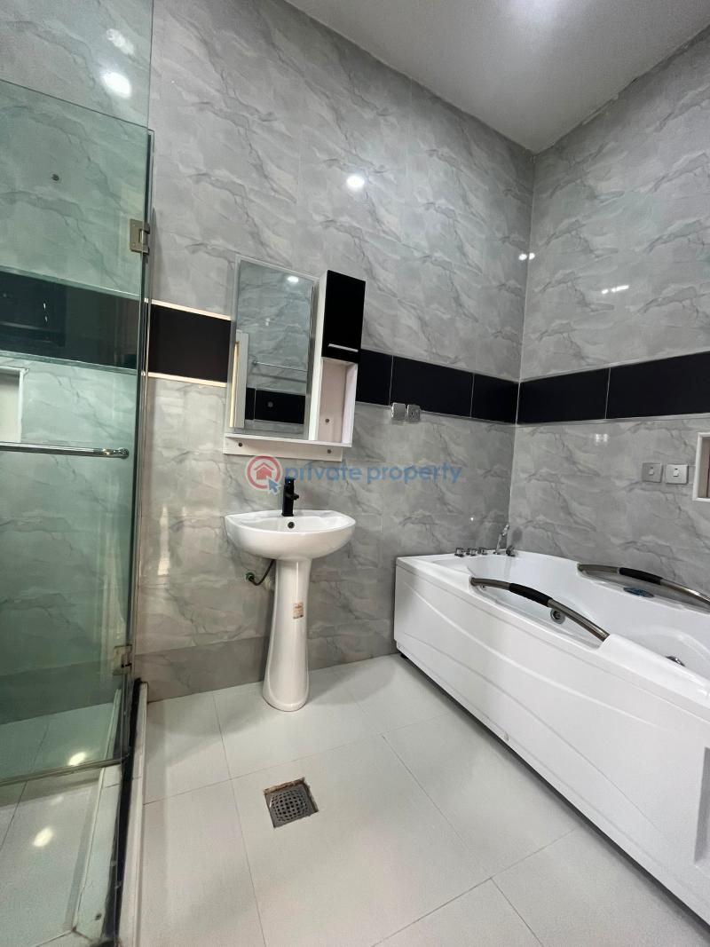 4 bedroom Semi detached Duplex For Sale Chevron Lekki Lagos - 5