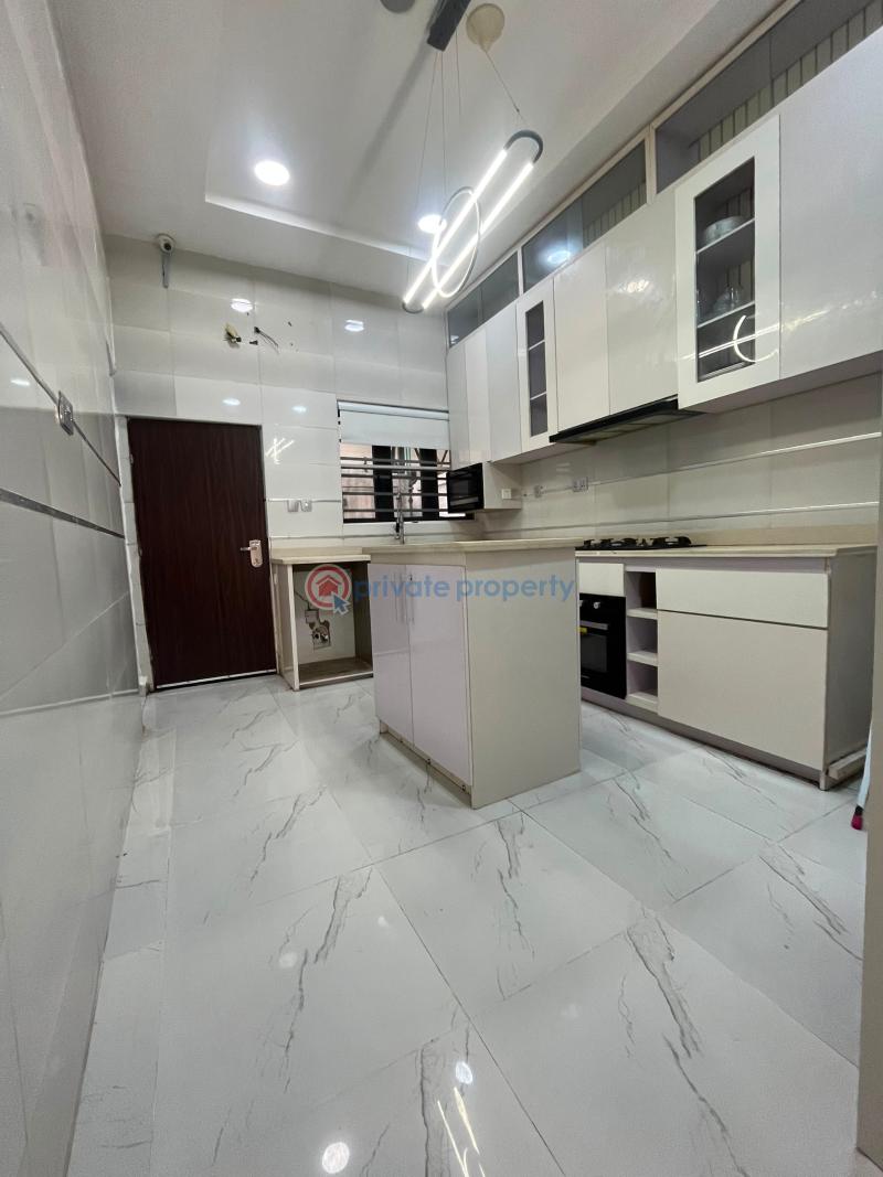 4 bedroom Semi detached Duplex For Sale Chevron Lekki Lagos - 2