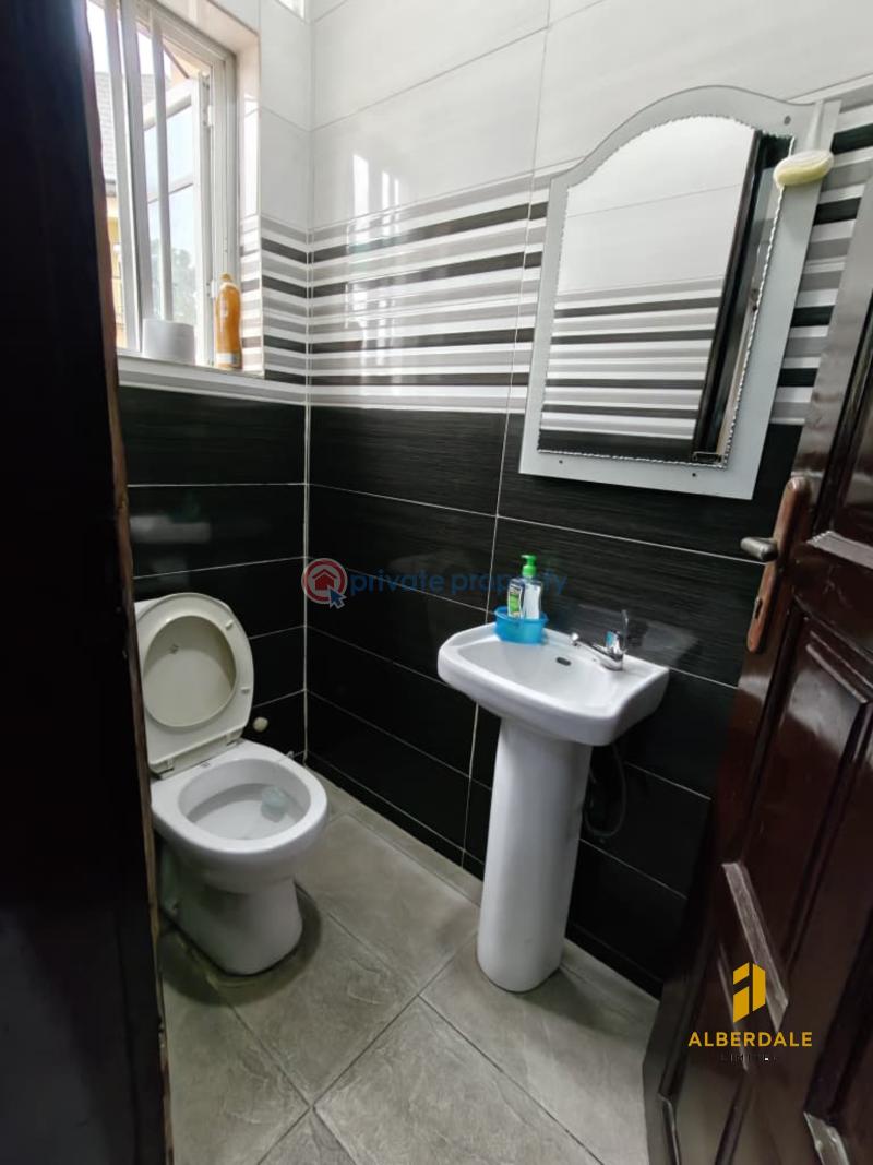 4 bedroom Semi detached Duplex For Sale Millennium Estate Gbagada Lagos - 3