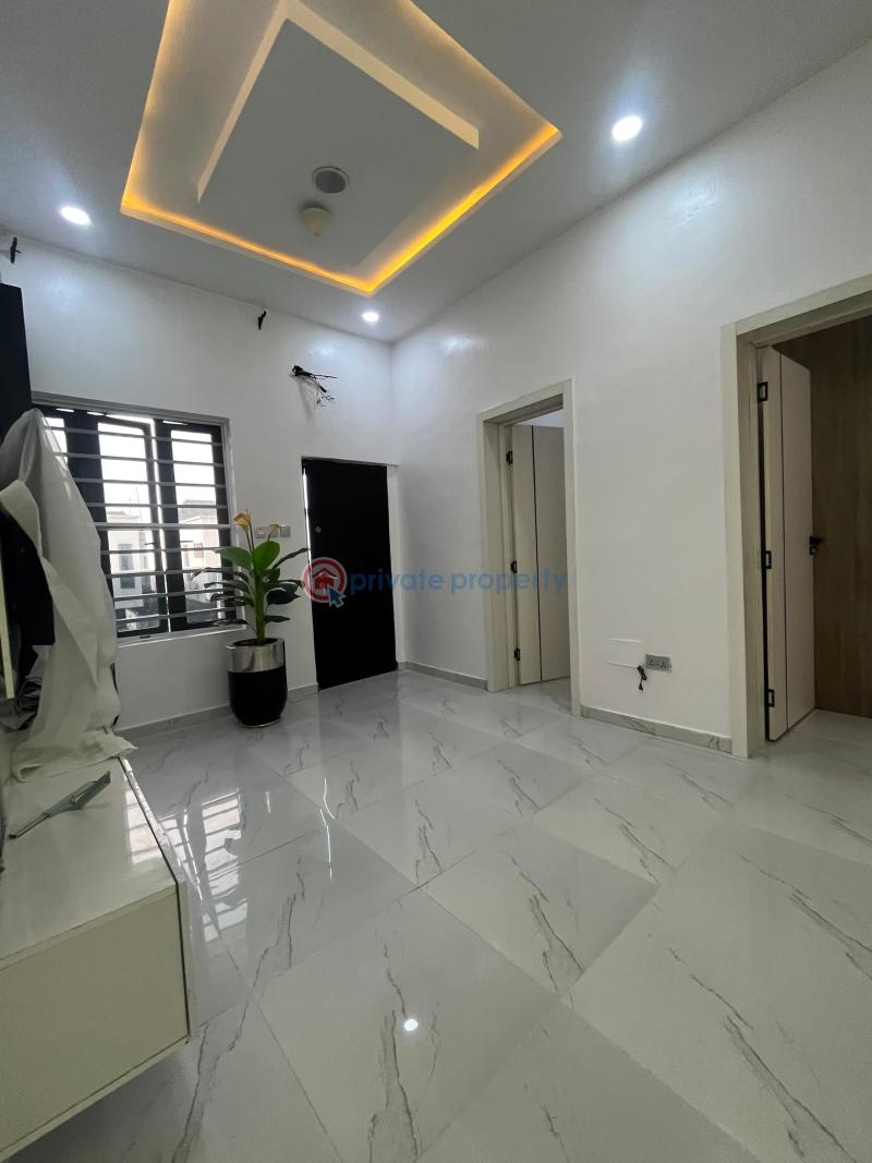 4 bedroom Semi detached Duplex For Sale Chevron Lekki Lagos - 3