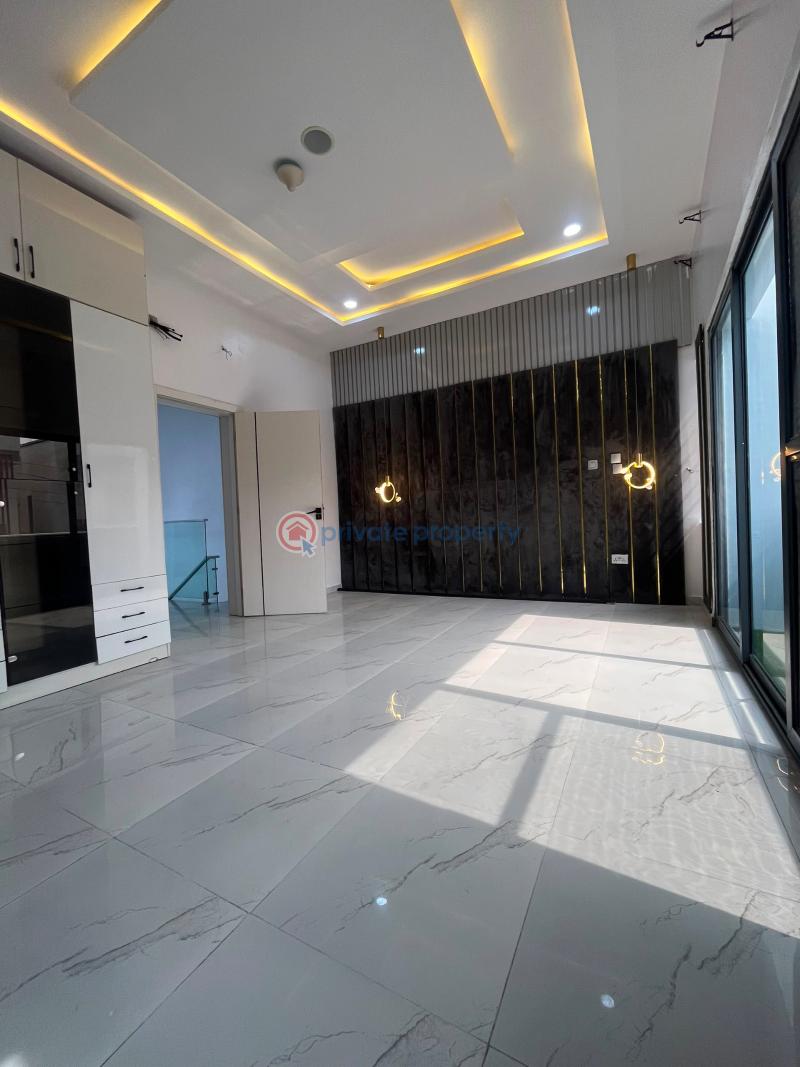 4 bedroom Semi detached Duplex For Sale Chevron Lekki Lagos - 4