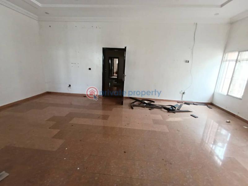 Well maintained 4-bedroom semi detached duplex - 11 4 bedroom Semi detached Duplex For Rent Lekki Phase 1 Lagos - 11