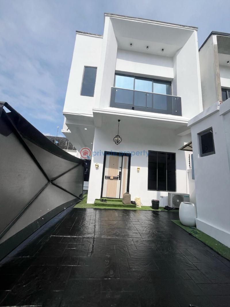 4 bedroom Semi detached Duplex For Sale Chevron Lekki Lagos - 0