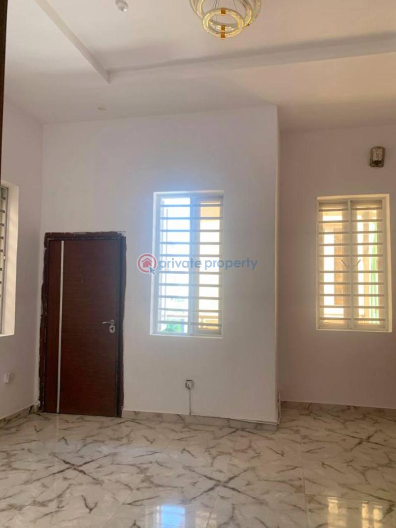 Well maintained 4 bedroom semi detached duplex in chevron, lekki - 7 4 bedroom Semi detached Duplex For Sale Chevron Alternative Route Chevron Drive Lekki Lagos - 7