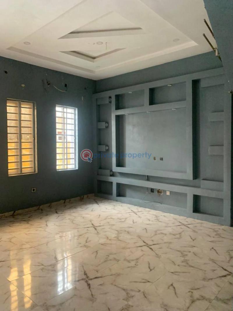 Well maintained 4 bedroom semi detached duplex in chevron, lekki - 1 4 bedroom Semi detached Duplex For Sale Chevron Alternative Route Chevron Drive Lekki Lagos - 1