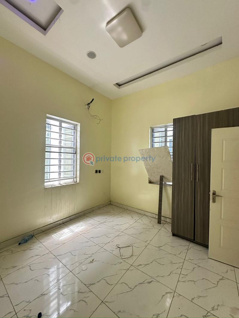 4 bedroom Semi detached Duplex For Sale Chevron Drive Lekki Lagos - 5