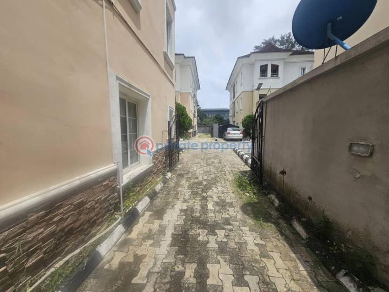 4 bedroom Semi detached Duplex For Sale Old Ikoyi Ikoyi Lagos - 11