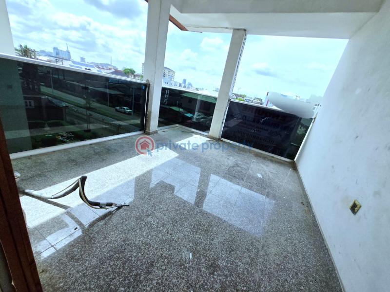 4 bedroom Terraced Duplex For Sale Oniru Victoria Island Lagos - 7