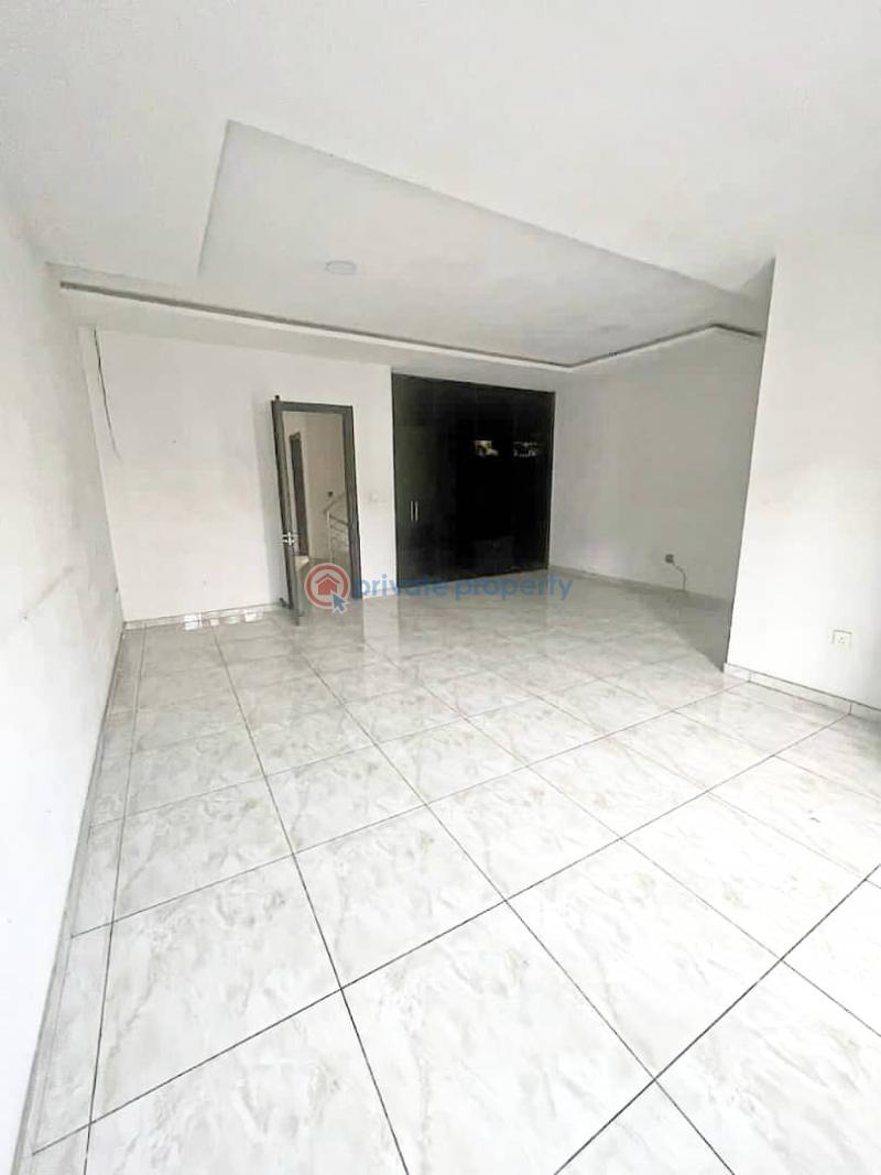 Well maintained 4 bedroom terrace duplex - 4 4 bedroom Terraced Duplex For Rent Ikate Elegushi Lekki Lagos - 4