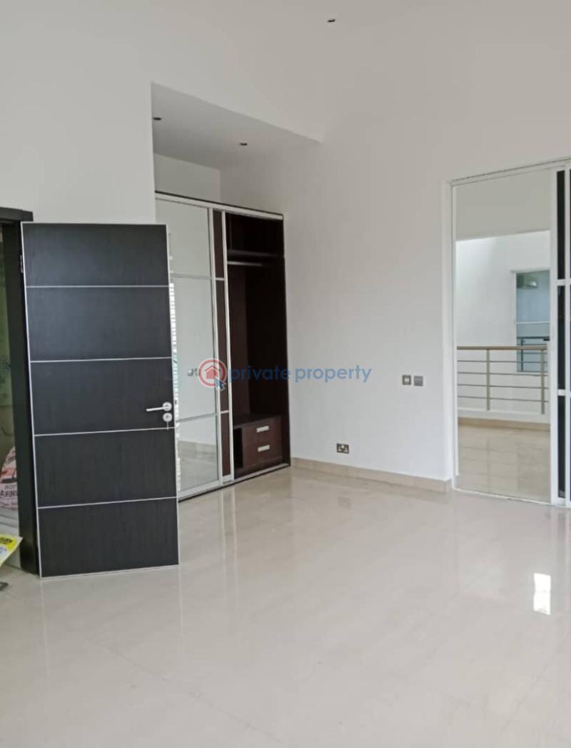 Well maintained 4 bedroom terrace duplex with swimming pool,  gym & bq - 24 4 bedroom Terraced Duplex For Rent Ikoyi Lagos - 24