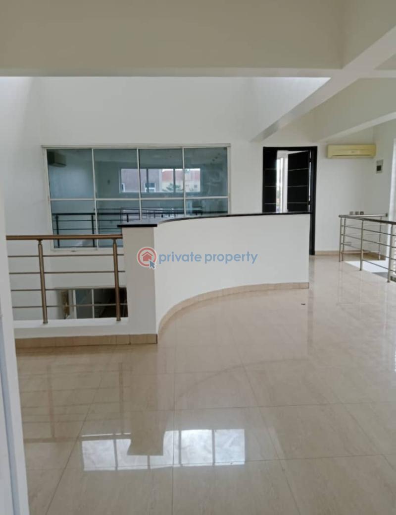 Well maintained 4 bedroom terrace duplex with swimming pool,  gym & bq - 26 4 bedroom Terraced Duplex For Rent Ikoyi Lagos - 26