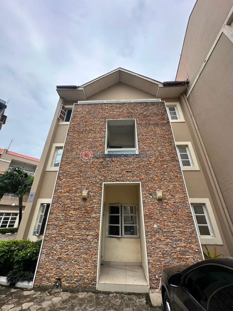 4 bedroom Terrace For Rent Oniru Victoria Island Lagos - 0