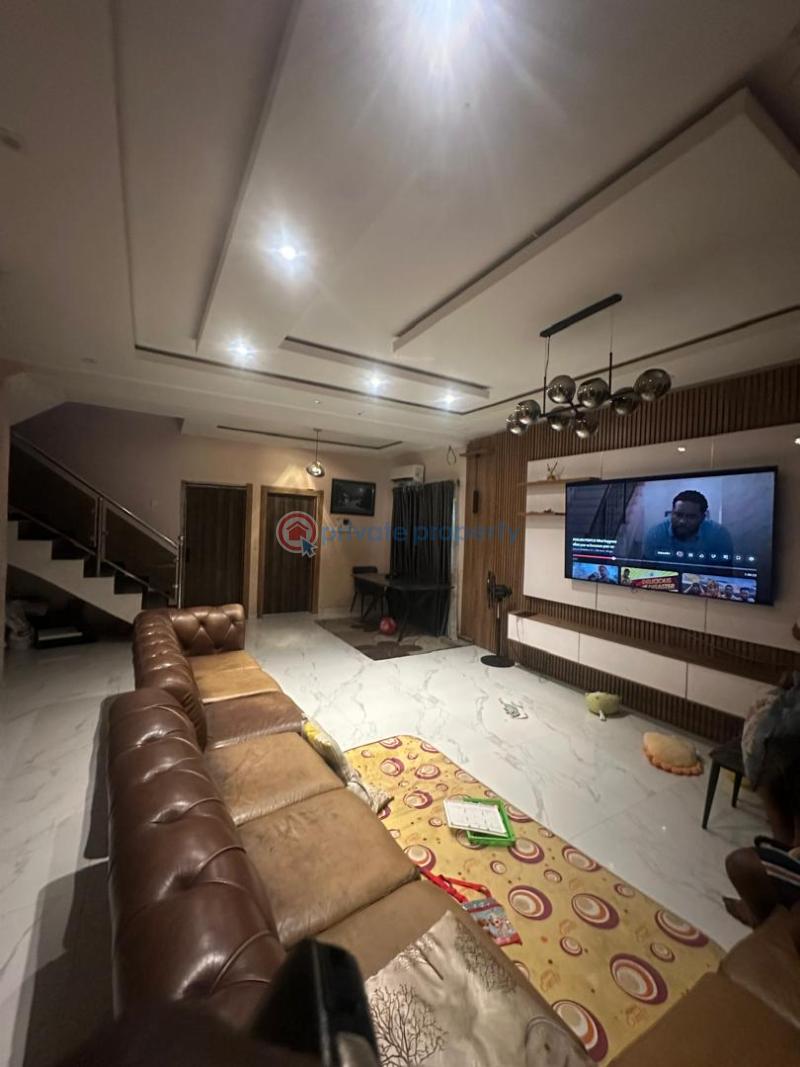 5 bedroom Semi detached Duplex For Sale Gbagada Lagos - 1