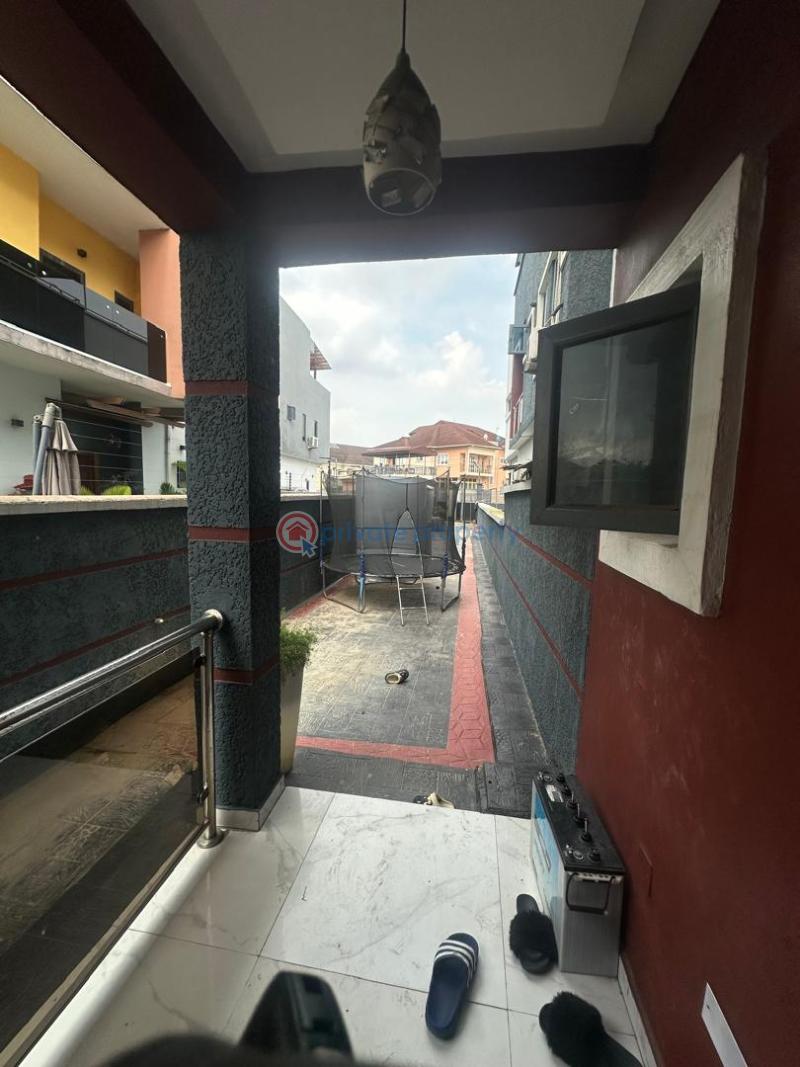 5 bedroom Semi detached Duplex For Sale Gbagada Lagos - 17