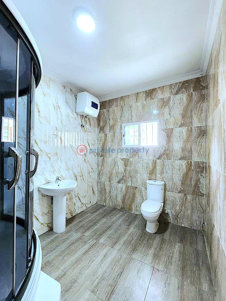 Well maintained 5 bedroom detached - 14 5 bedroom Detached Duplex For Sale Northern Foreshore Estate Chevron Drive Lekki Lagos - 14