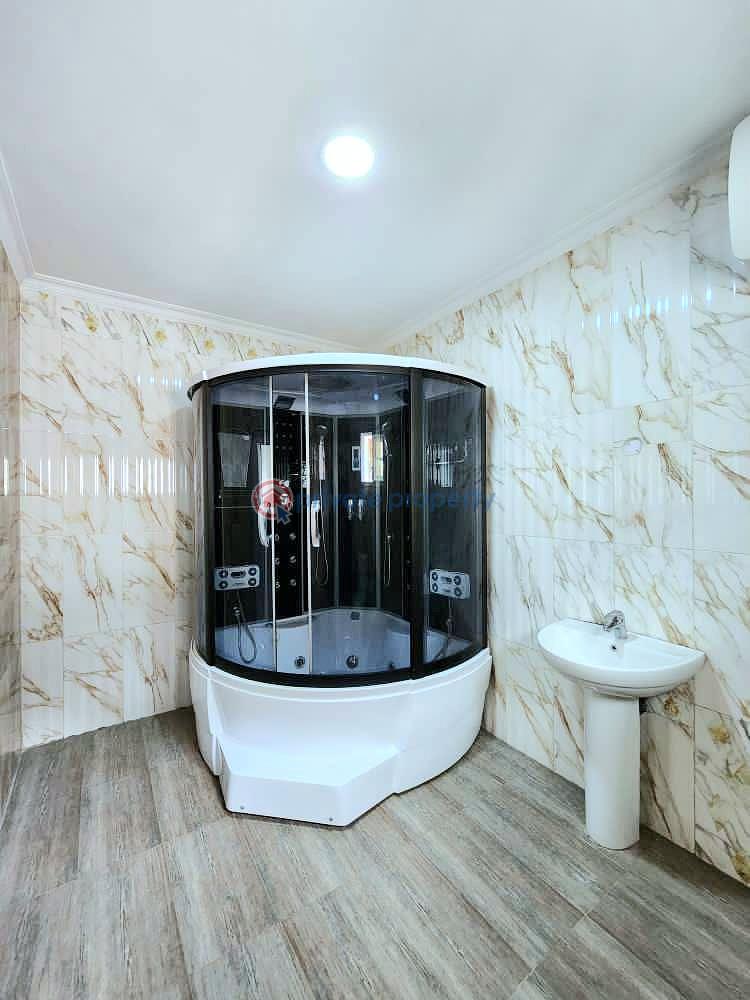 Well maintained 5 bedroom detached - 12 5 bedroom Detached Duplex For Sale Northern Foreshore Estate Chevron Drive Lekki Lagos - 12
