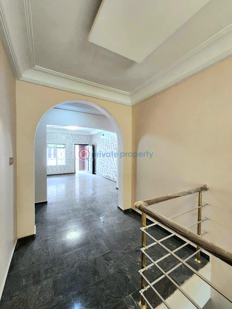 Well maintained 5 bedroom detached - 10 5 bedroom Detached Duplex For Sale Northern Foreshore Estate Chevron Drive Lekki Lagos - 10
