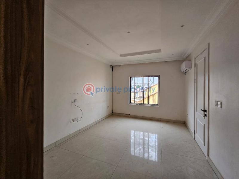 Well maintained 5 bedroom semi detached duplex with bq - 13 5 bedroom Semi detached Duplex For Sale Parkview Estate Ikoyi Lagos - 13