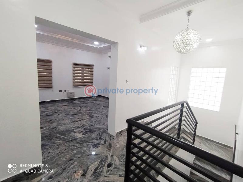 Well maintained 5 bedroom semi detached house - 15 5 bedroom Semi detached Duplex For Sale Banana Island Ikoyi Lagos - 15