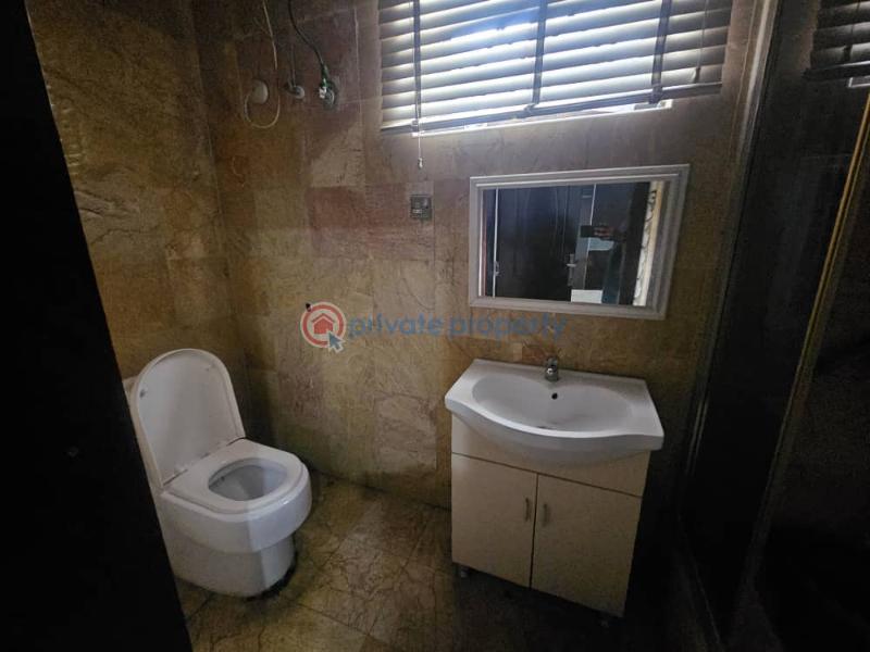 Well maintained 5 bedroom solidly built semi detached house with a detached bq, laundry, - 18 5 bedroom Semi detached Duplex For Sale Close To Banana Island Ikoyi Lagos - 18